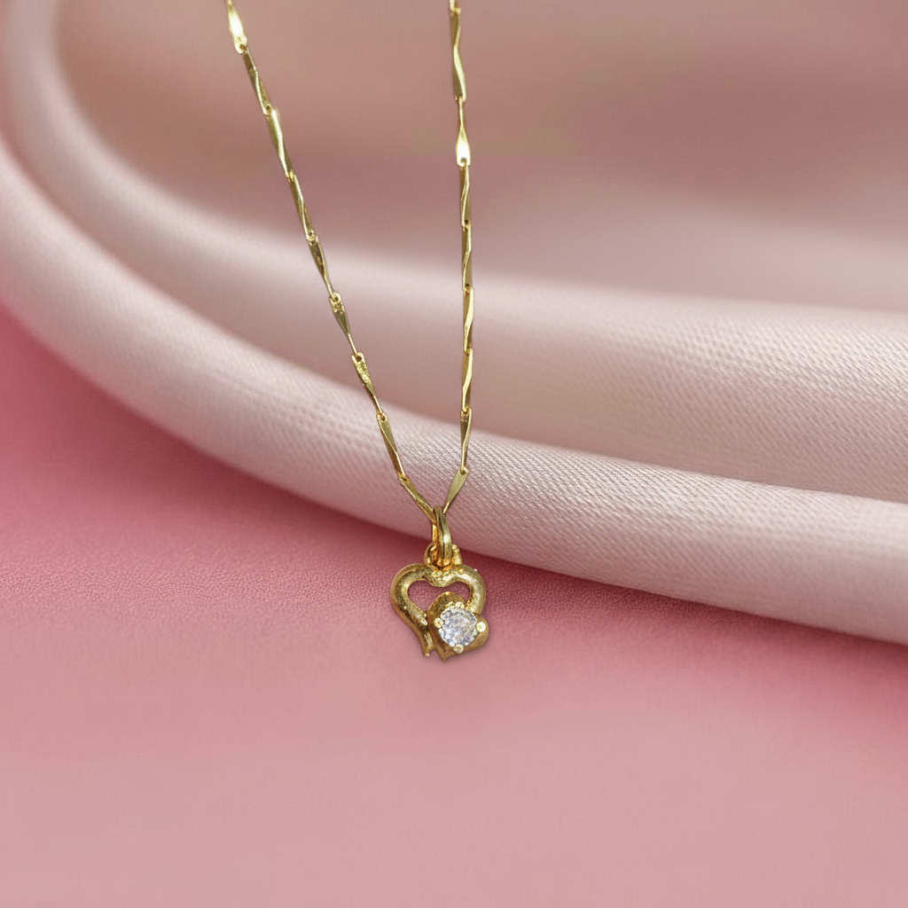 Gold Heart Solitaire Pendant Necklace